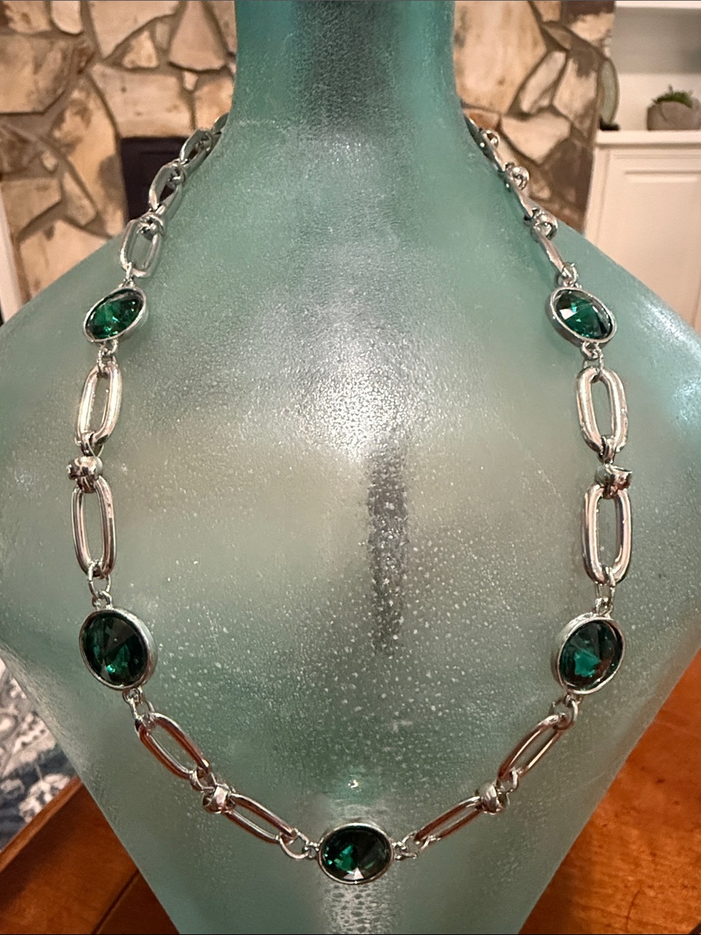 Anthropologie Radium Creation Silver-Toned Chain Link Green Gemstone Necklace🔥🔥🔥 - Picture 7 of 16
